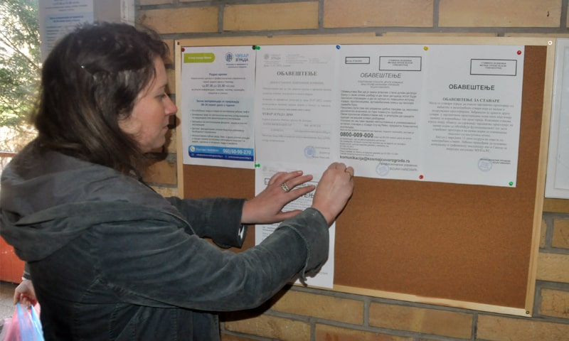 uređenje-oglasne-table-u-zgragi