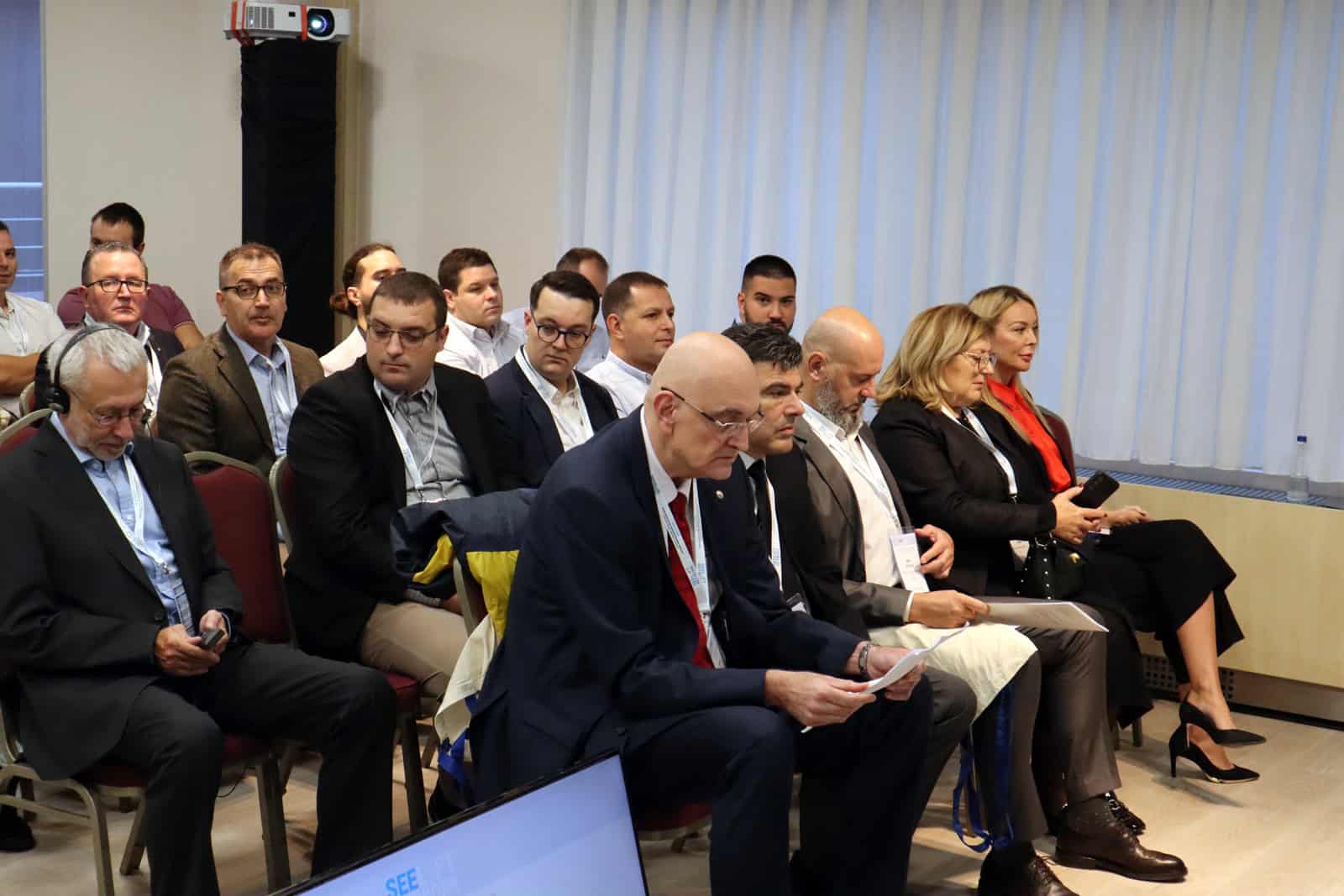 simpozijum o liftovima i pokretnim stepenicama-2